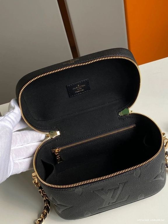 Official oldcobbler PM VUITTON LOUIS VANITY 0723